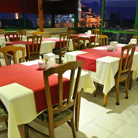 Saba Hotel 3*