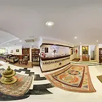 Hotel Saba 3*