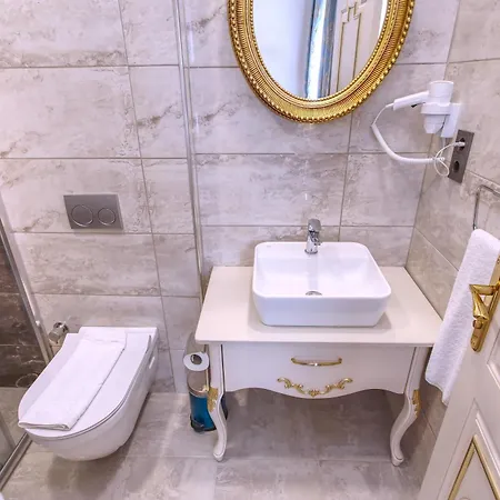 Saba Hotel 3*
