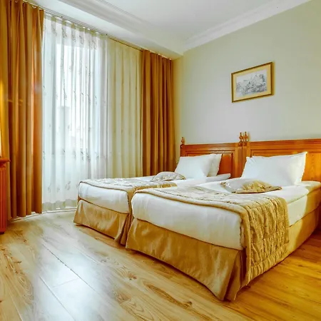 Hotell Saba 3*