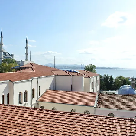 Saba Hotel 3*