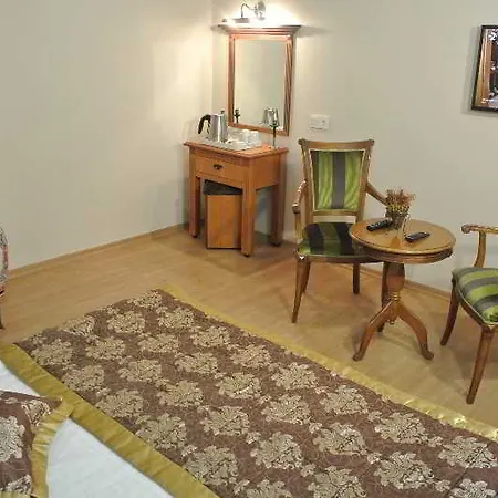 Hotel Saba 3*